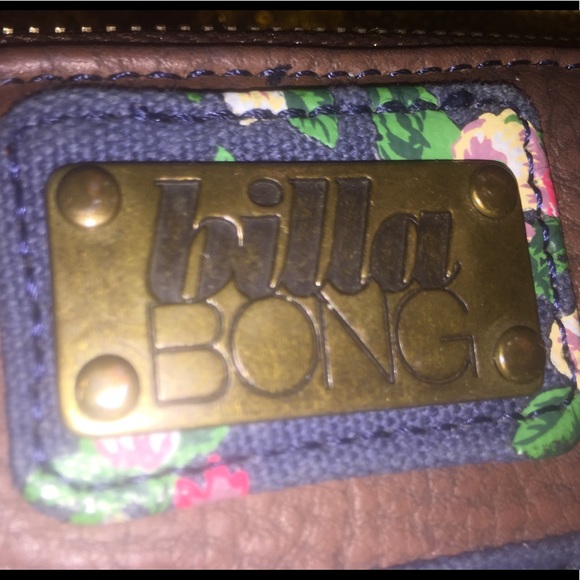 billaBONG Tassel Zip Around Wallet - Picture 11 of 11